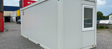 www.hz-containers.com www.hz-kontejnery.cz Nous vendons également des conteneurs de stockage neufs, conteneur maritime, ONTENEDORES FRIGORÍFICOS, www.confoot.cz 3