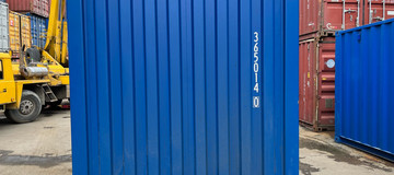 www.hz-containers.com www.hz-kontejnery.cz Nous vendons également des conteneurs de stockage neufs, conteneur maritime, ONTENEDORES FRIGORÍFICOS, www.confoot.cz 4