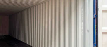 www.hz-containers.com www.hz-kontejnery.cz Nous vendons également des conteneurs de stockage neufs, conteneur maritime, ONTENEDORES FRIGORÍFICOS, www.confoot.cz 11