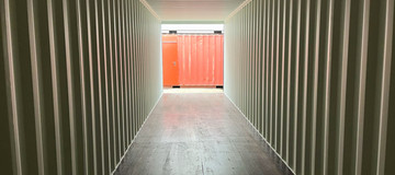 www.hz-containers.com www.hz-kontejnery.cz Nous vendons également des conteneurs de stockage neufs, conteneur maritime, ONTENEDORES FRIGORÍFICOS, www.confoot.cz 15