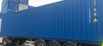 www.hz-containers.com www.hz-kontejnery.cz Új raktárkonténereket, lakókonténereket, Tengeri konténer 6 m, hajókonténer 12 m, LAKÓKONTÉNEREK, www.confoot.cz 